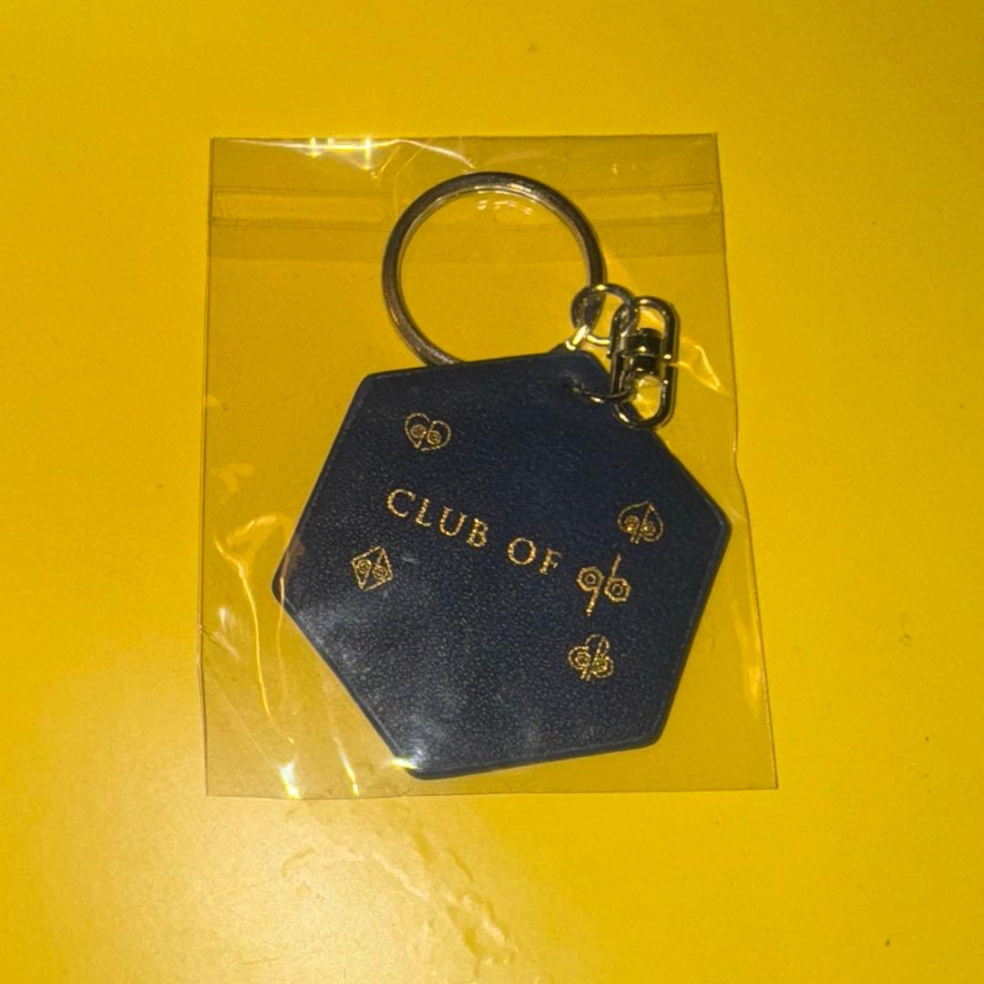 【未開封】女王蜂 CLUB OF qb キーホルダー
