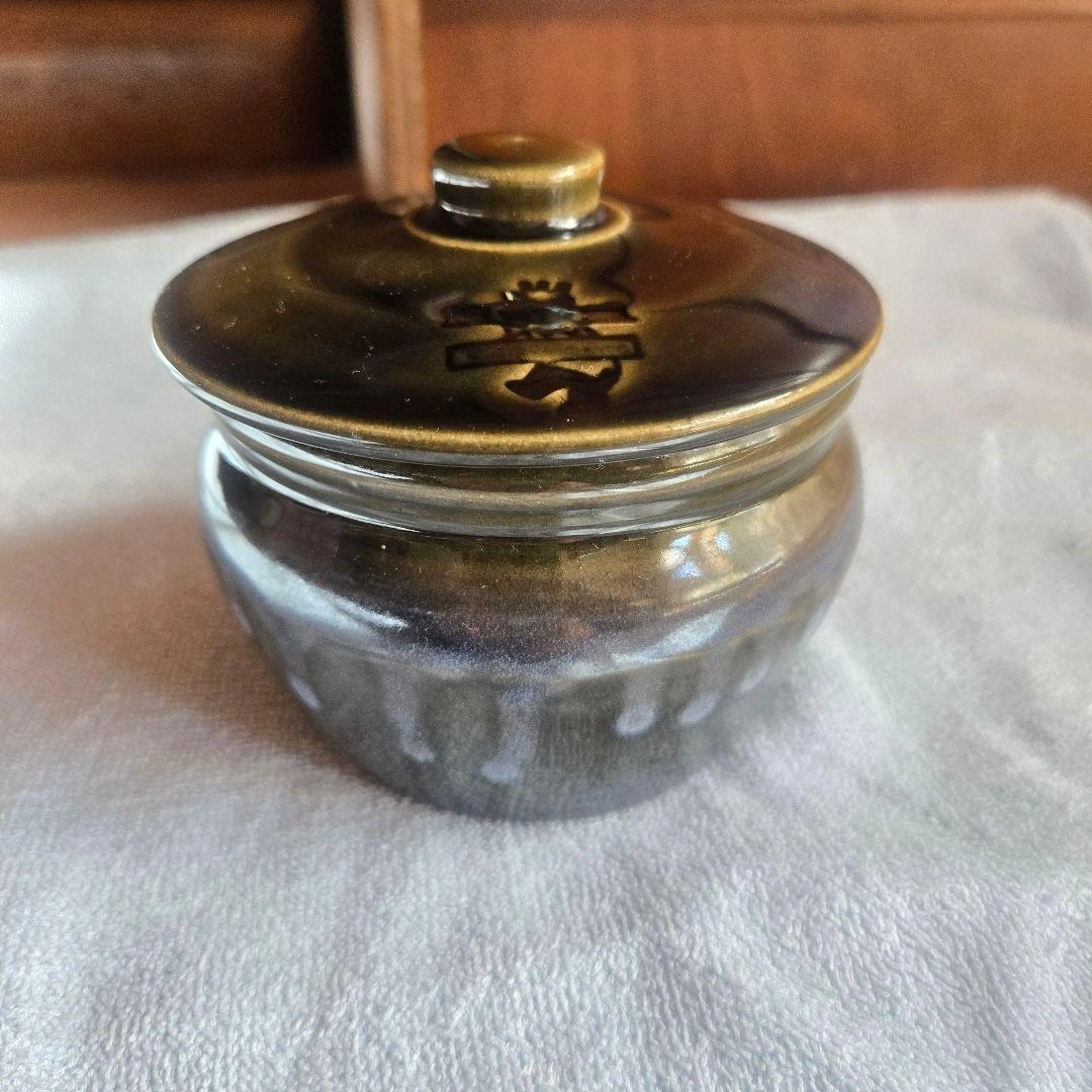 【ケーニヒスクローネ】美濃焼 蓋付きミニ壺 陶器製(ロゴ入り)の写真4枚目