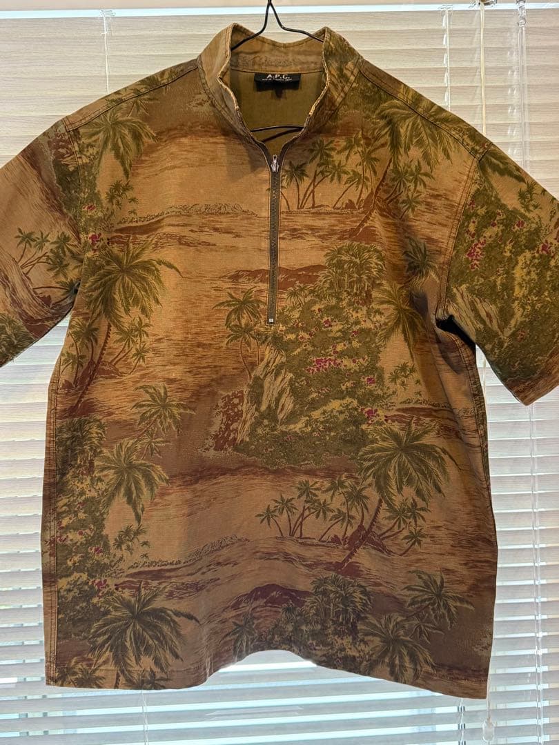 A.P.C. アーペーセー フランス製 総柄 ハーフジップ 半袖シャツ
