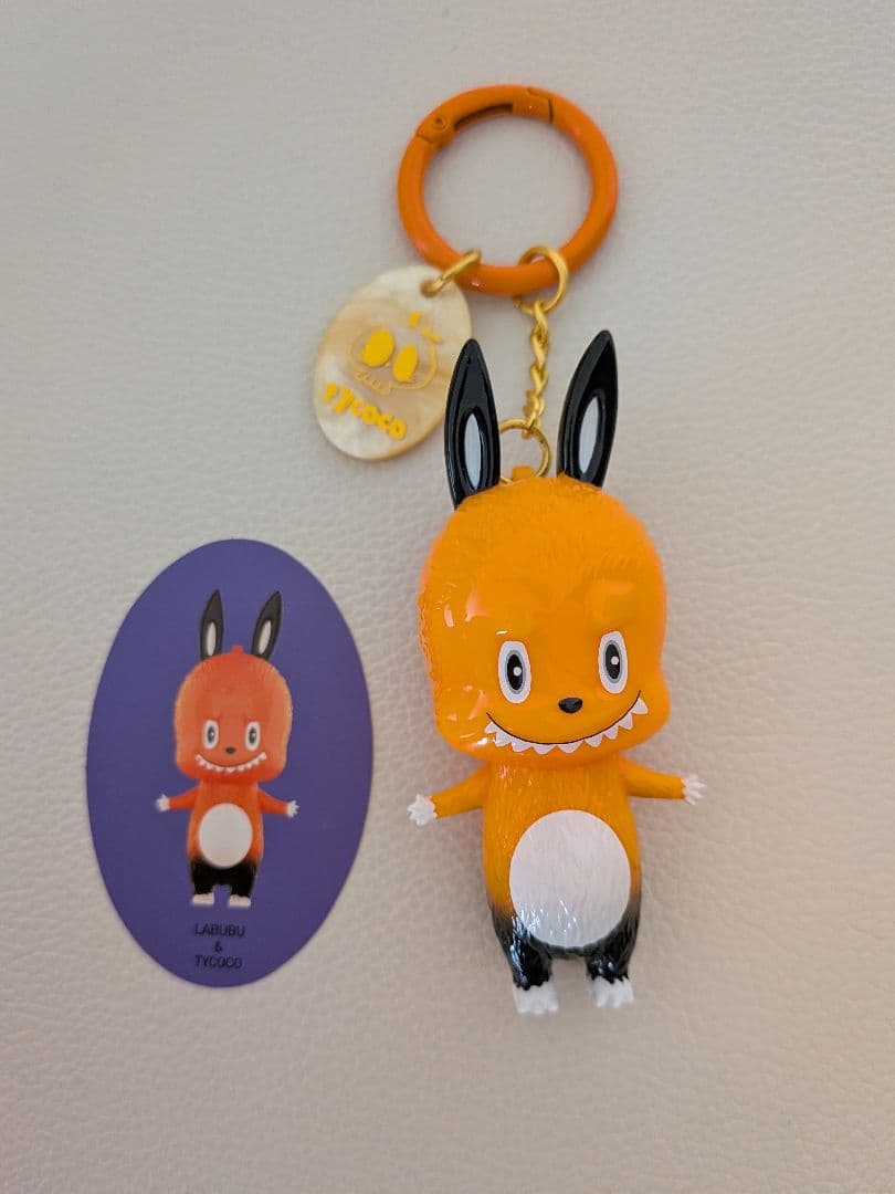 POP MART LABUBU & TYCOCO キーホルダー