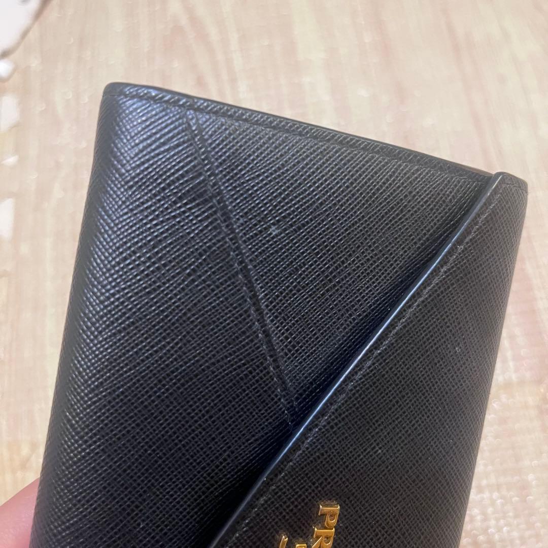 PRADA サフィアーノレザー レター型 長財布 ブラックの写真9枚目