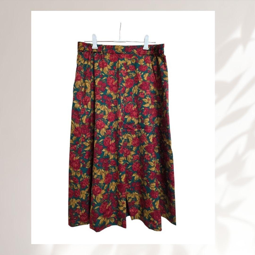 【ほぼ新品】レトロ花柄Aラインスカート Lサイズ レッド×グリーン 裏地有りの写真5枚目