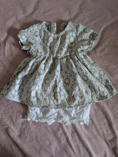 80サイズ 服