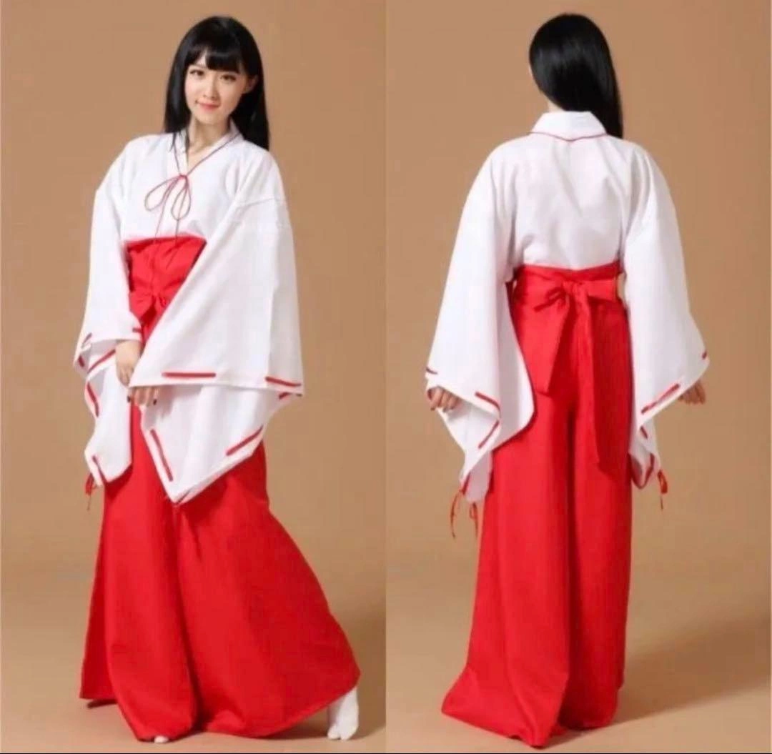 巫女さんコスプレの写真2枚目
