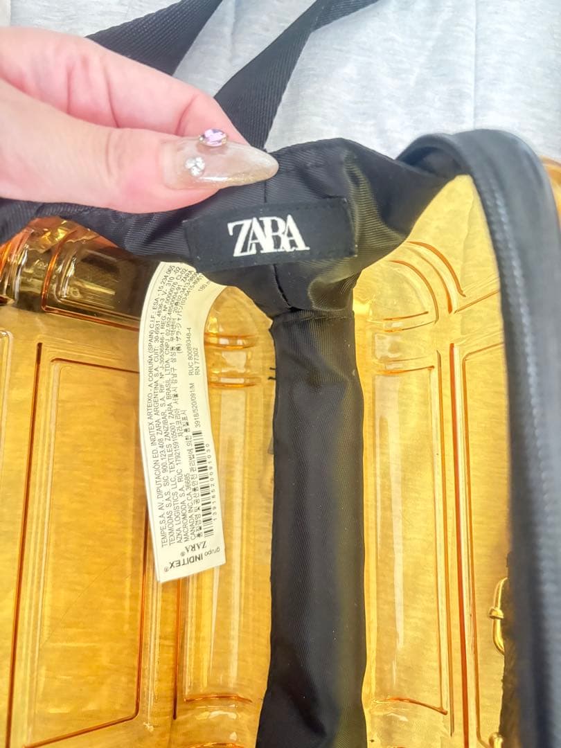 ZARA トランク型 クリアショルダーバッグの写真4枚目