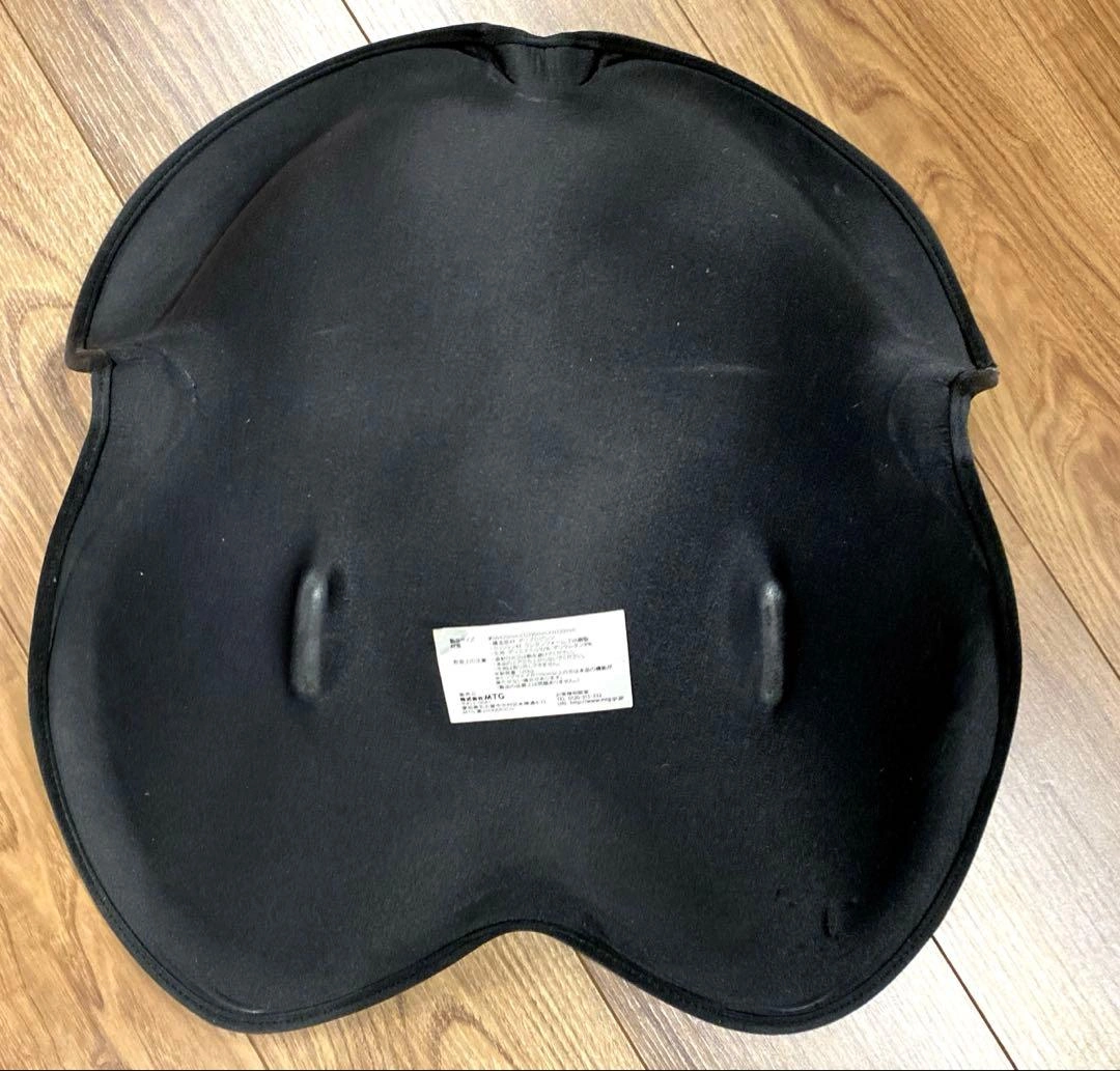 MTG骨盤サポートチェア Body Make Seat Styleの写真3枚目