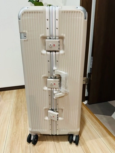 【美品】キャリーケース スーツケース 30インチの写真3枚目