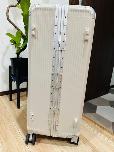 【美品】キャリーケース　スーツケース　30インチの写真4枚目