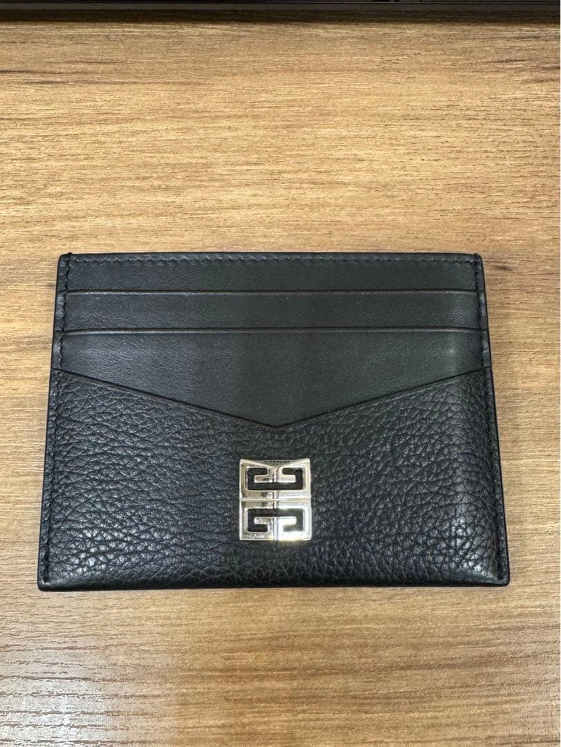 GIVENCHY カードケース