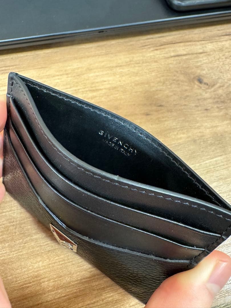 GIVENCHY カードケースの写真3枚目