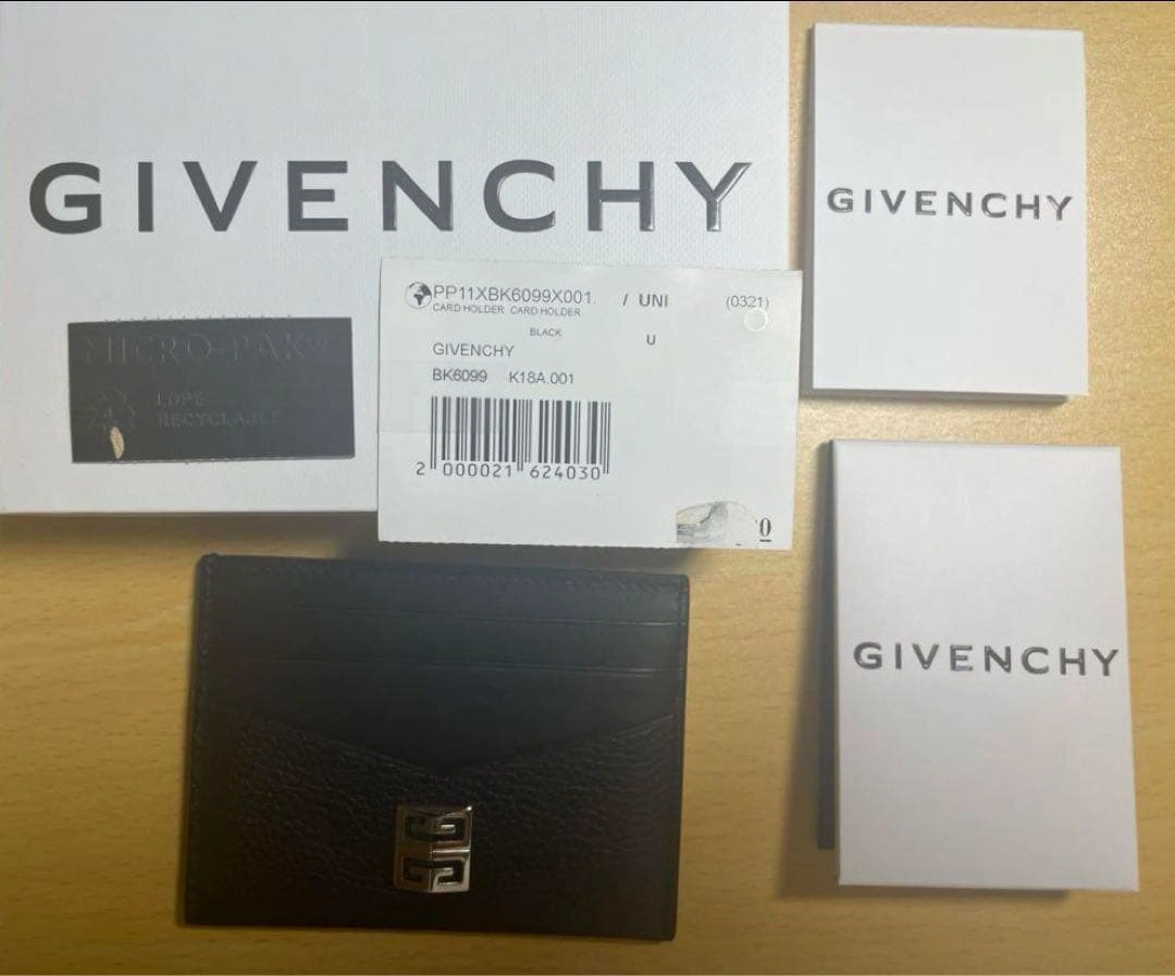 GIVENCHY カードケースの写真6枚目