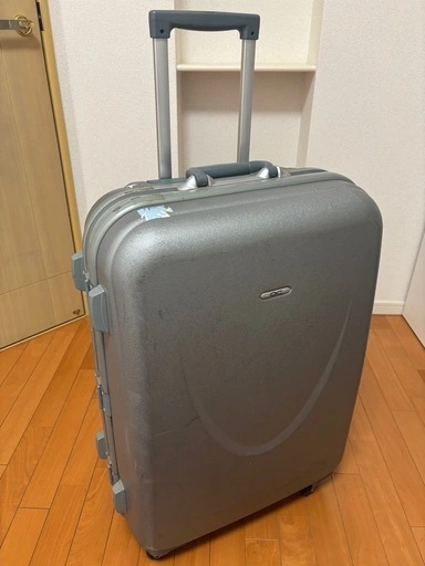 【0円】中古 大型スーツケース (シルバー)