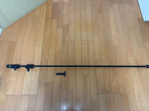 【中古】黒 装飾カーテンレール①