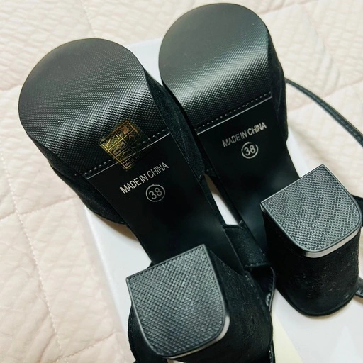 新品ハイヒール サンダル24cmの写真2枚目