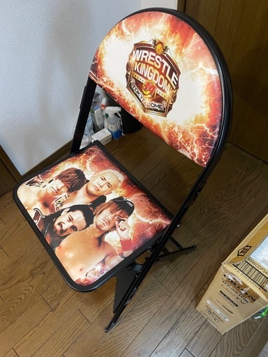 レッスルキングダム14 東京ドーム　ロイヤルシート　折り畳みチェアの写真2枚目