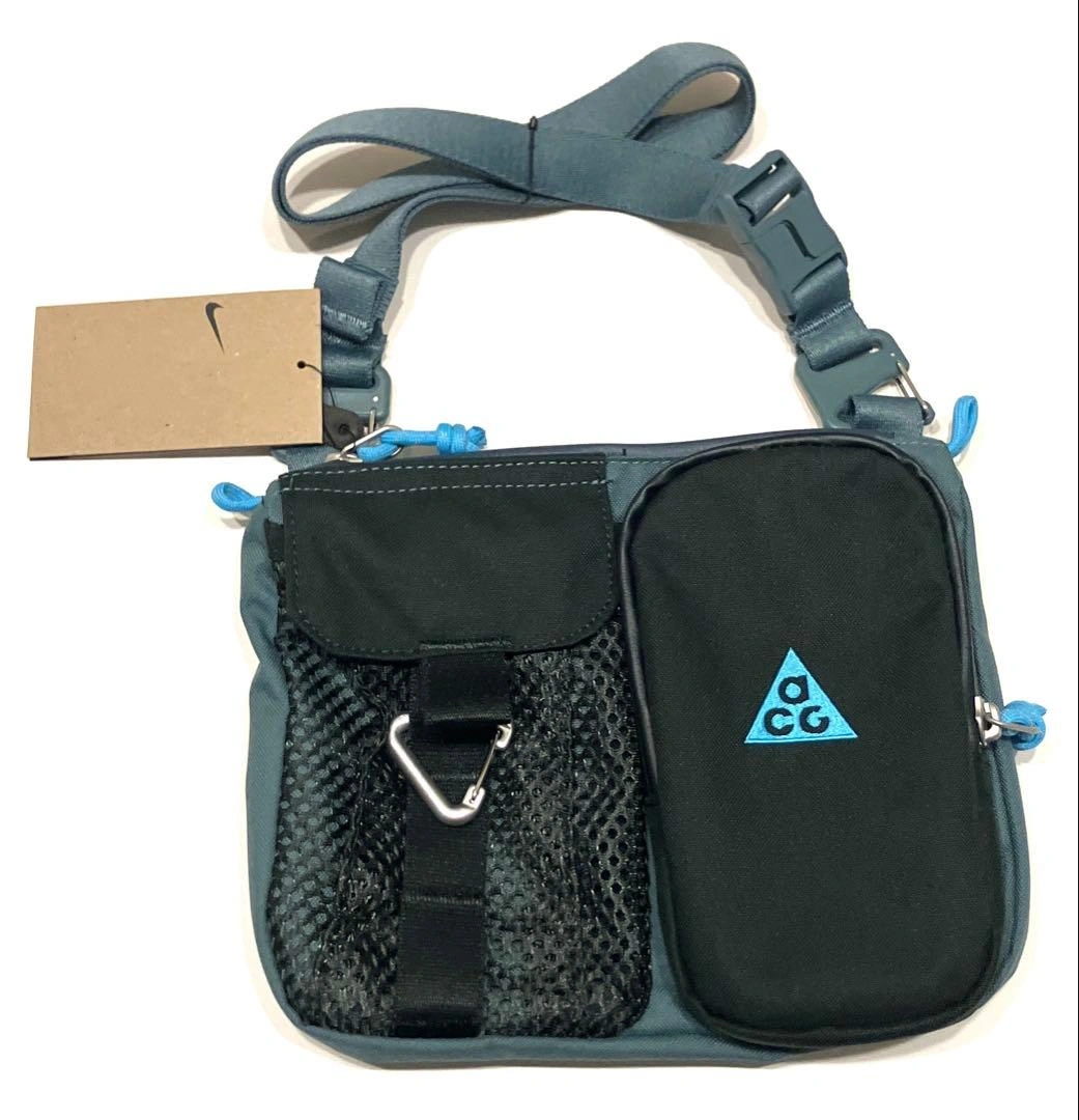 新品 ナイキ ACG クロスボディバッグ ショルダー ボディバッグ 肩掛けバッグの写真2枚目