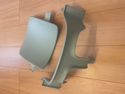ストッケ トリップトラップ ベビーセット＋トレイ 延長グライダー付き V3の写真2枚目