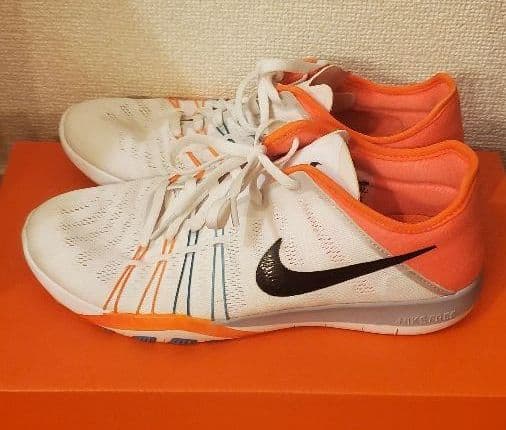 NIKE ナイキ スニーカー FREE TR6 24cm US7の写真2枚目