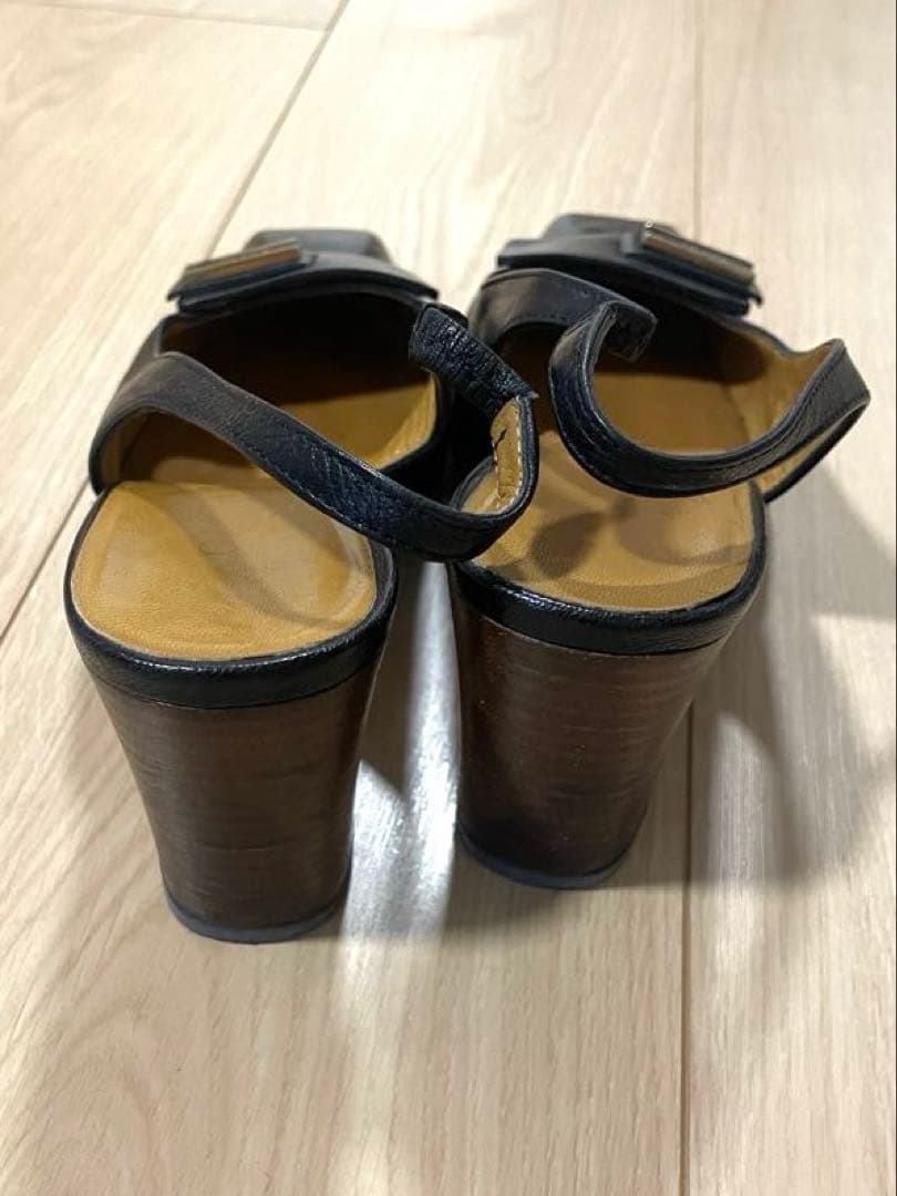 GUCCI グッチ パンプス 36 1/2C 黒 レザー スクエアトゥの写真3枚目
