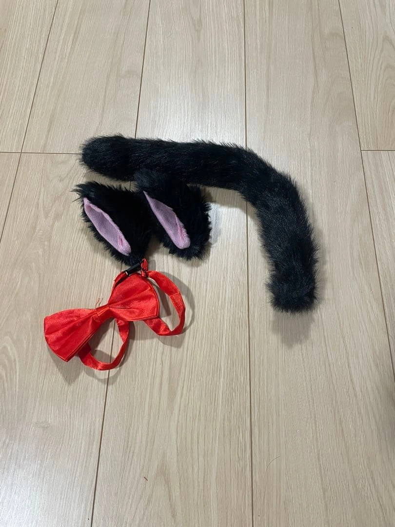 ジジ風 黒猫 コスプレ 12-18M 猫耳 しっぽ 赤リボン ハロウィンの写真5枚目
