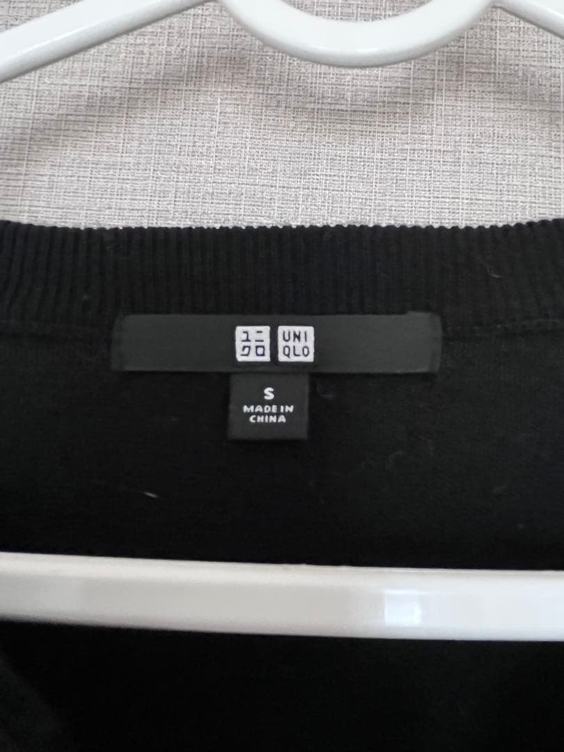 UNIQLO クルーネックカーディガン ブラック Sサイズの写真3枚目