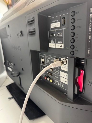 シャープ32型液晶テレビの写真4枚目