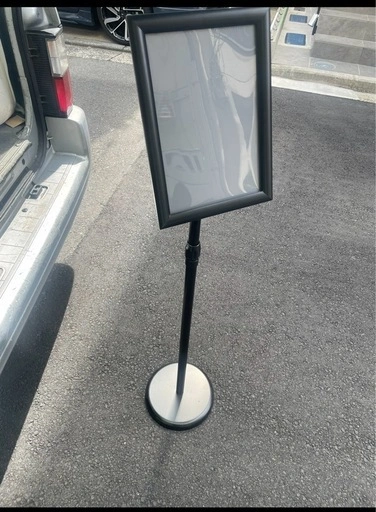 ポスタースタンド 案内板