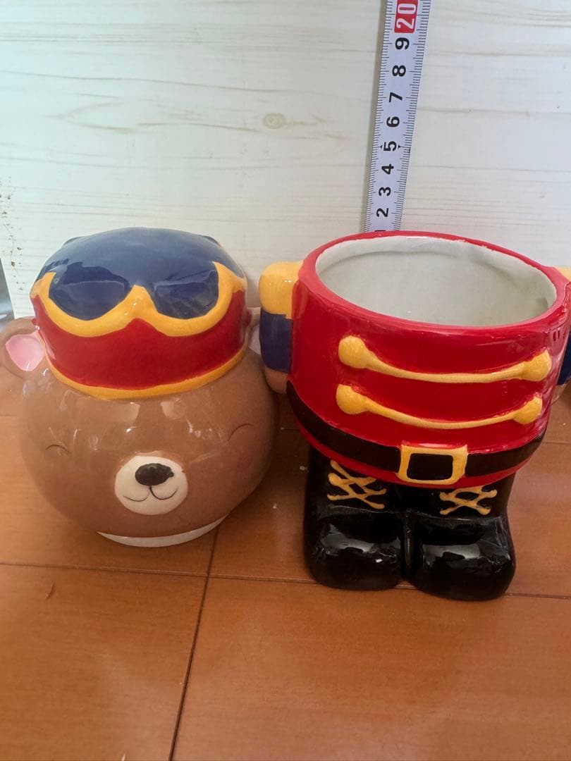 クマの兵隊デザイン陶器収納容器の写真2枚目