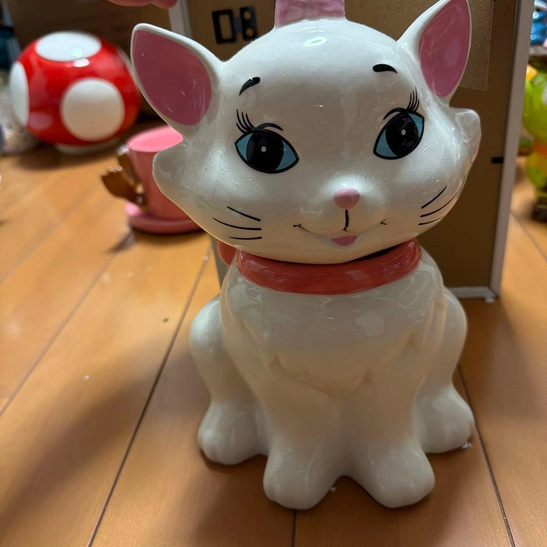 ディズニー マリーちゃん 陶器製 キャニスター 小物入れの写真2枚目