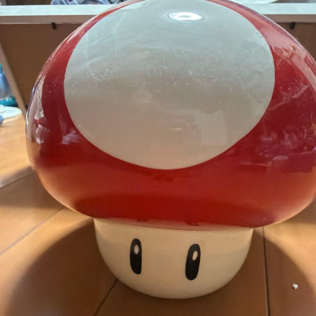 ニンテンドー　スーパーキノコ 陶器製 蓋付き　クッキー入り