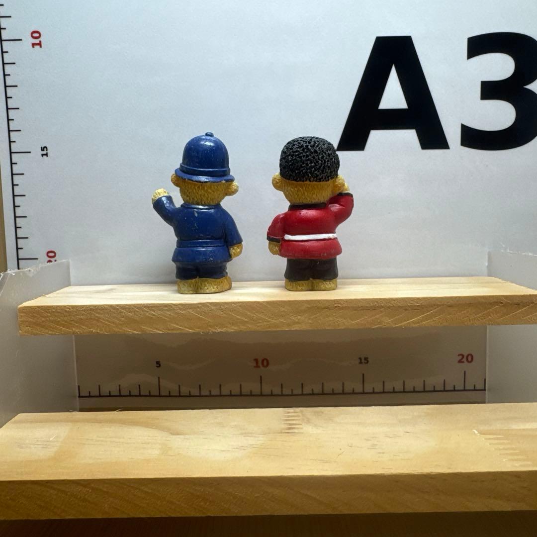英国風 ベア 置物 2体セットの写真2枚目
