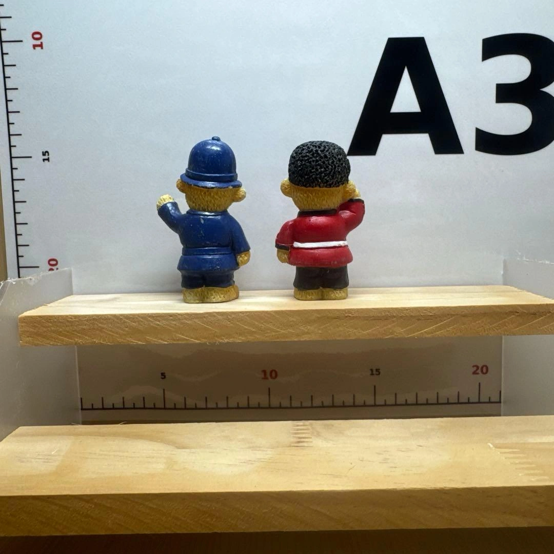 英国風 ベア 置物 2体セットの写真2枚目
