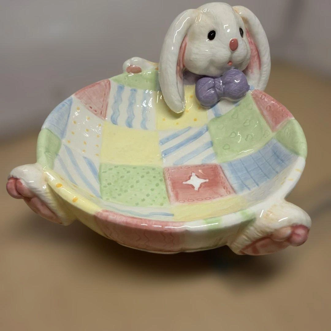イースター 陶器製 ウサギ ボウル 小物入れの写真5枚目
