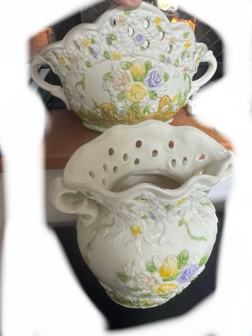 稀少 陶器製 花瓶 2点セット 透かし彫り フラワーベース 訳ありの写真3枚目