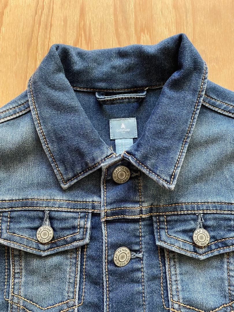 GAP デニムジャケット 100cmの写真2枚目