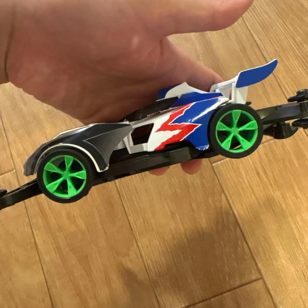 ミニ四駆 WING MAGNUM 完成品の写真4枚目