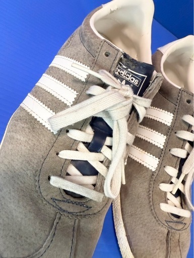 adidas GAZELLE スニーカー 23.5cm グレー スウェードの写真2枚目