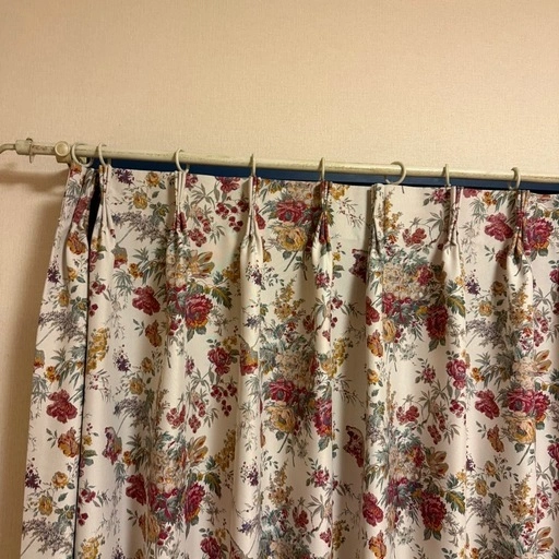 ASWAN 高級オーダーカーテン 花柄 2枚セット W110×L145の写真2枚目