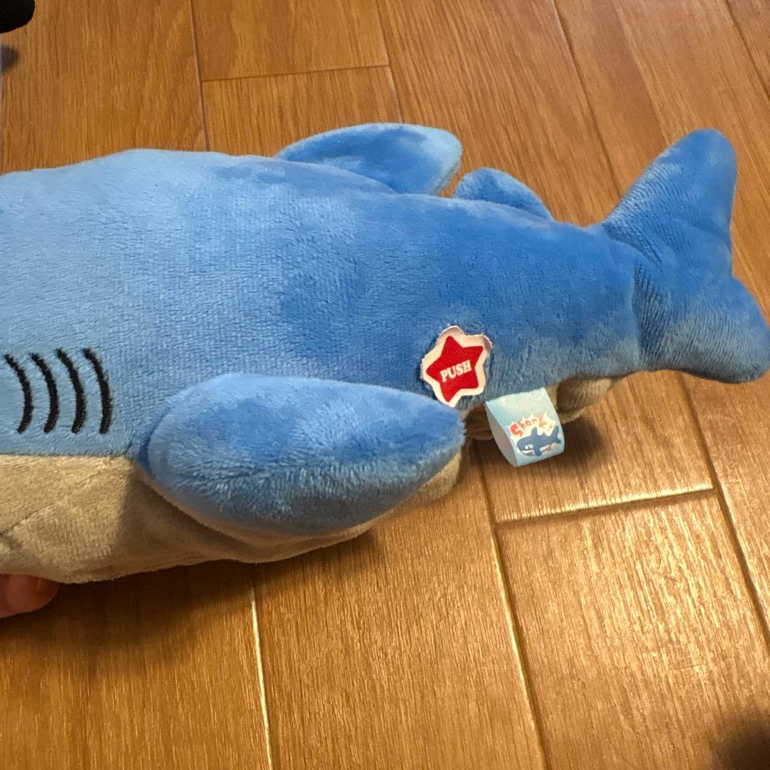 サメ ぬいぐるみ 2体セットの写真2枚目