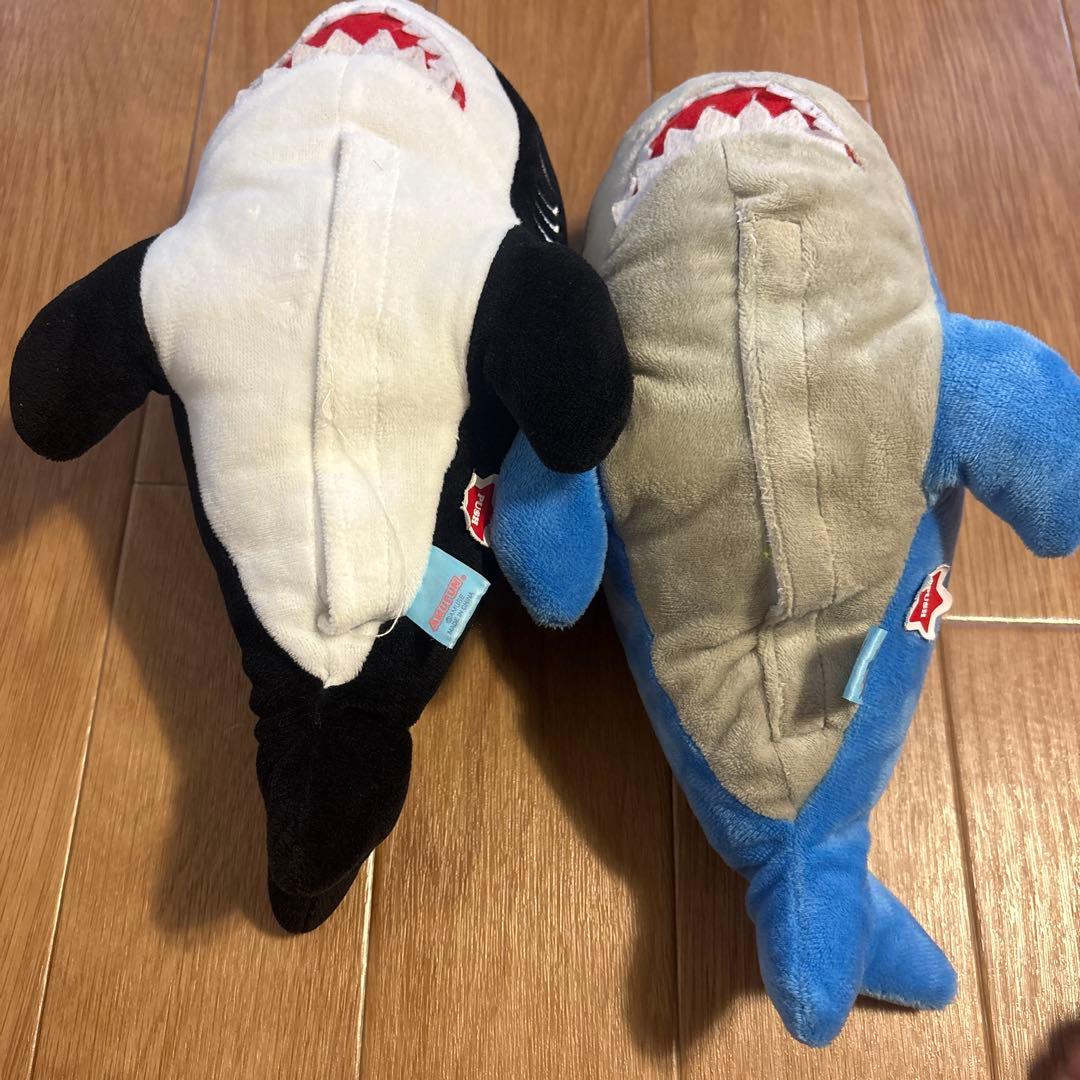 サメ ぬいぐるみ 2体セットの写真3枚目