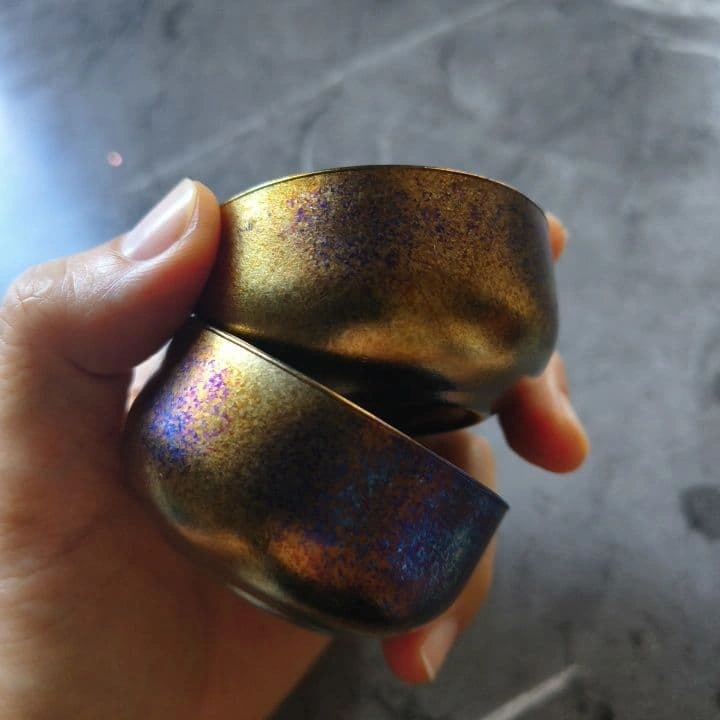 チタン製 ぐい呑み 焼き色発色 盃 酒器 ハンドメイド