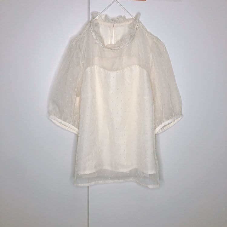 GRL ドット柄シアーブラウス 半袖 ホワイトの写真2枚目