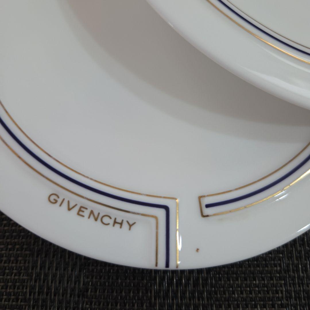 【最終値下げ！8月末掲示終了】GIVENCHY プレート 皿 5枚セットの写真2枚目