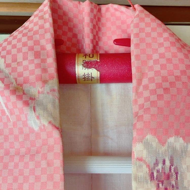 ピンク地 市松模様 桜柄 小紋 着物の写真5枚目