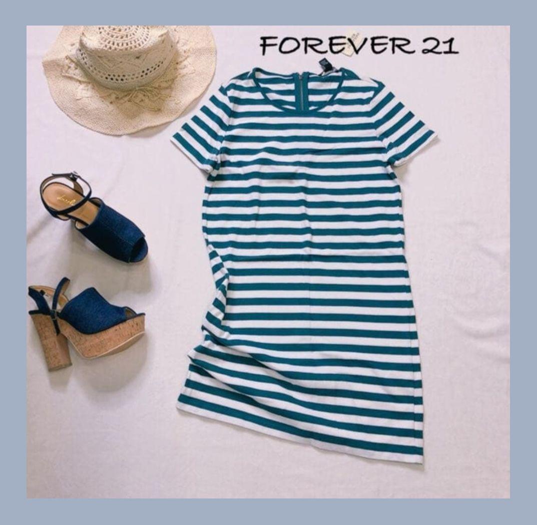 FOREVER 21 ボーダー ミニワンピース 半袖