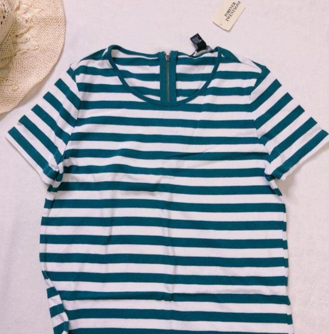 FOREVER 21 ボーダー ミニワンピース 半袖の写真2枚目