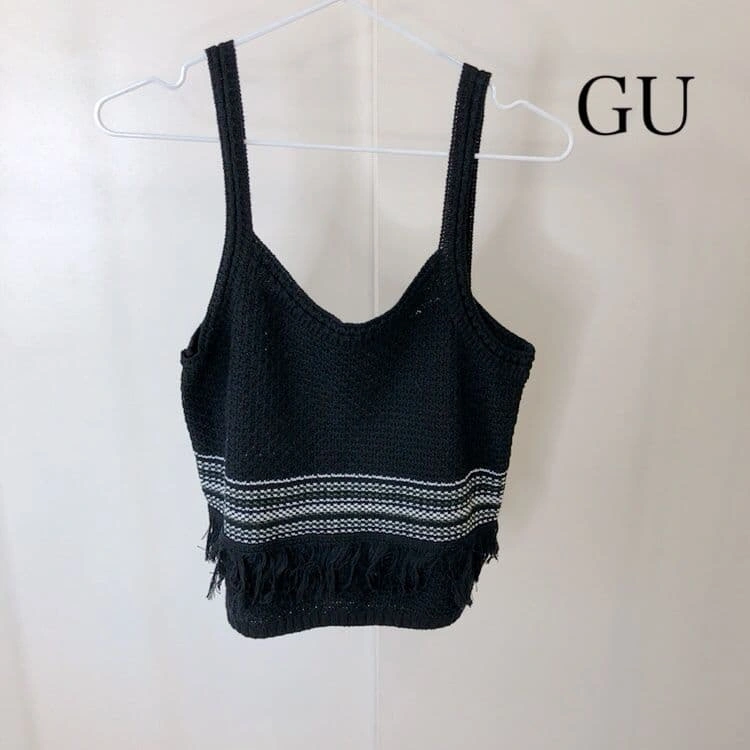 GU ニットビスチェ ブラック フリンジの写真2枚目
