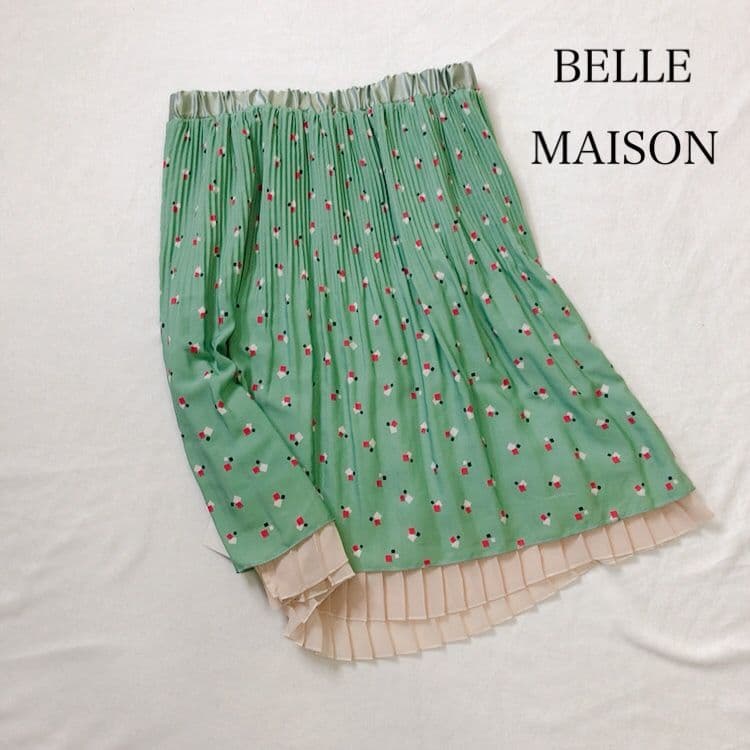 BELLE MAISON リバーシブル プリーツスカート グリーンの写真2枚目