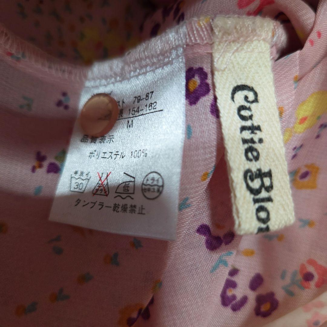 Cutie Blonde 花柄 半袖ブラウス ピンクの写真3枚目