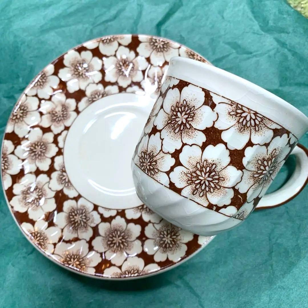 レトロ　コーヒーカップ　ティーカップ　アンティーク　昭和レトロ　ヴィンテージ　花の写真4枚目